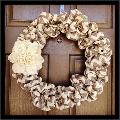 DIY Burlap Wreath | Home and Heart DIY