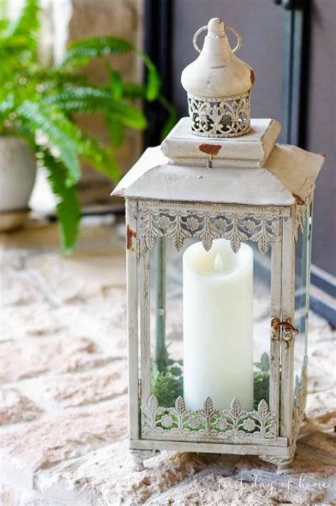 Learn How to Decorate a Lantern for the Outdoors