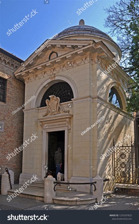 Italy Dante Alighieri Tomb Ravenna Built Stock Photo 1255207825 | Shutterstock