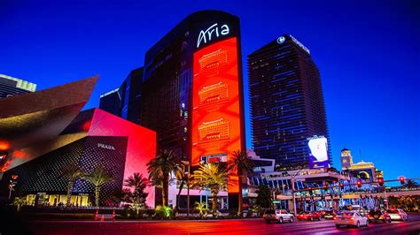 Aria Las Vegas Hotel Walk Through 🎰 WHAT'S OPEN, WHAT'S NOT (Las Vegas ...