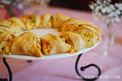 Chicken Crescent Wreath Chicken Recipies, Recipe Chicken, Crescent ...