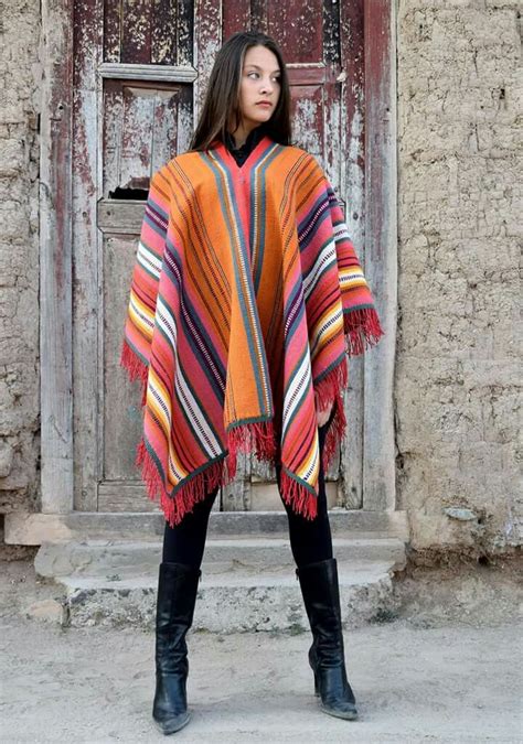 www.avarsaracho.com | Ropa, Ponchos, Indumentaria