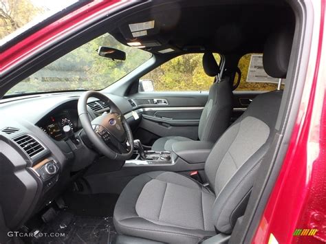 Medium Black Interior 2019 Ford Explorer XLT 4WD Photo #130306759 ...