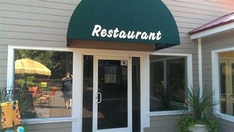 Glass House Seafood Restaurant, Walterboro - Restaurant Reviews, Photos ...