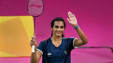 PV Sindhu Coach : పీవీ సింధుకు కొత్త కోచ్.. ఈసారి ఒలింపిక్స్ వరకు-malaysias muhammad hafiz ...