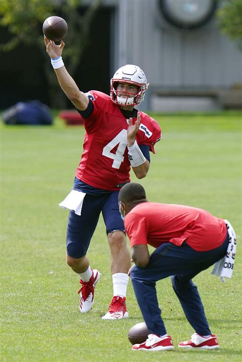 Jarrett Stidham seeks to make the most of his opportunities at Patriots ...