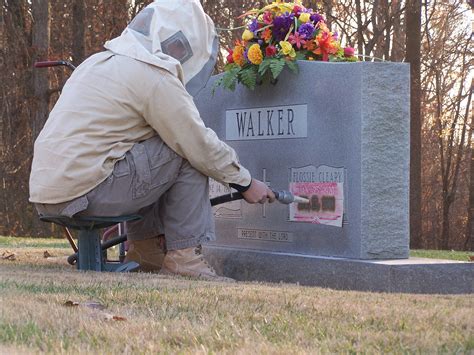 Monument-Headstone engraving service