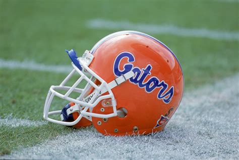 Florida Football: Gators helmet designs through years since pre-1946