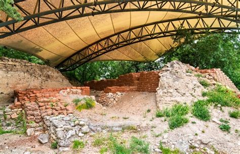 Premium Photo | Ruins of the ancient city of troy unesco world heritage ...