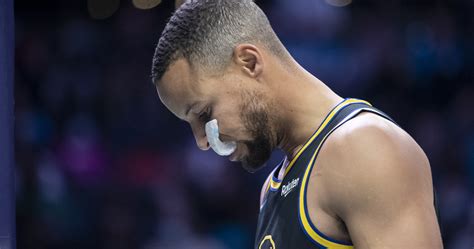 Warriors' Stephen Curry Suffered Quad Injury vs. Mavs; Could Miss ...