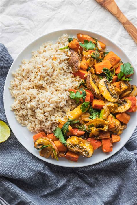 Easy Vegetable Pumpkin Stir-fry (Vegan And Gluten-free) - Earth of Maria