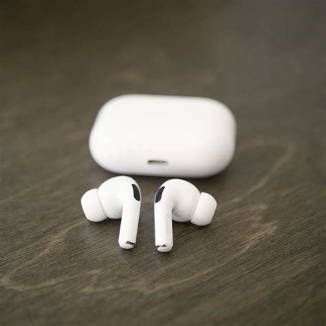 Apple AirPods Pro Review: Excellent for Apple Fans