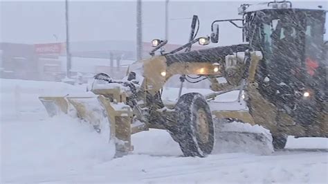 5 Freeway reopenings in Grapevine after heavy snow on Thanksgiving - ABC7 Los Angeles