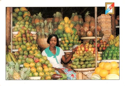 WORLD, COME TO MY HOME!: 2172 BENIN - Fruit market