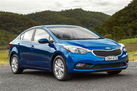 Kia Cerato Si sedan-1 - ForceGT.com