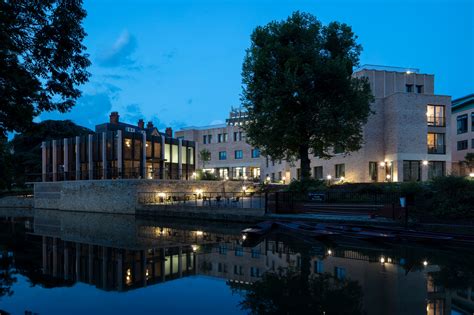 St Hilda’s College- Pavilion and Anniversary Building | NEW OXFORD ARCHITECTURE