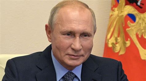 Coronavirus vaccine: Vladimir Putin announces Russia first with COVID ...