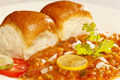 Pav Bhaji - Indian Snack Made of Mashed Vegetables Stock Image - Image of potatoes, green: 38473499