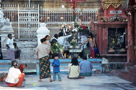 Temples of Burma - Travel Photos by Galen R Frysinger, Sheboygan, Wisconsin