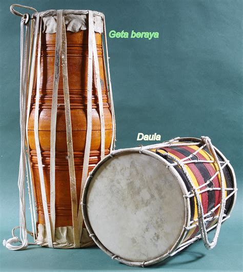 Sri Lankan Drums (Geta beraya and Daula) | Drums, which were… | Flickr