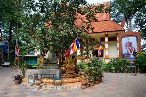 Travelling Southeast Asia: Kratie, Cambodia | A View from the Balcony