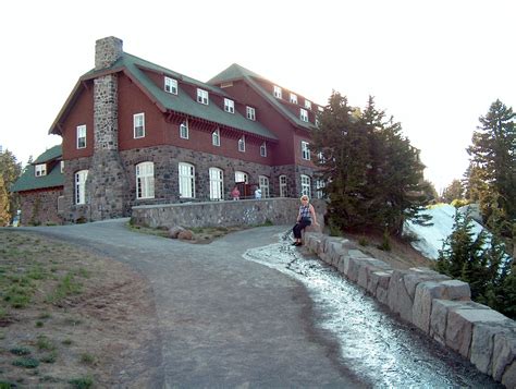 Crater Lake Lodge | Crater lake lodge, Places ive been, Favorite places