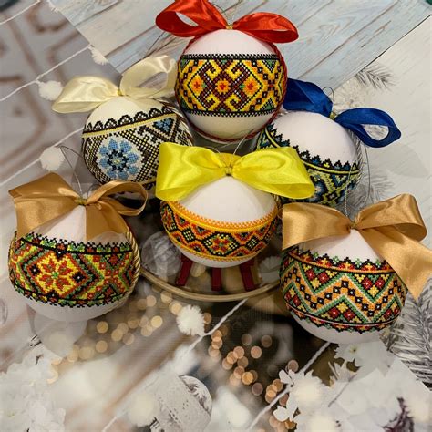 Ukrainian Christmas Ornaments Set of 6 Baubles Christmas Decorations ...