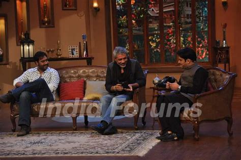 Ajay Devgn and Prakash Jha at Satyagraha's Promotion on Comedy Nights with Kapil Photo