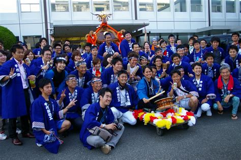 Lost in Japan...: O Mikoshi Festival!