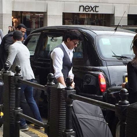 Shah Rukh Khan Candid Photos