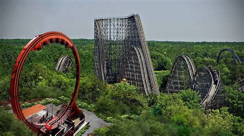 Travel: Theme Park Juggernaut Six Flags Introduces Thrill Rides And ...