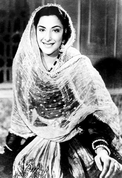 Nargis Dutt Biography, Wiki, Death, Age, Family, Wikipedia, Husband, Net Worth, News