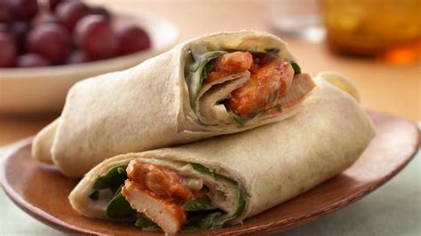 Sweet and Spicy Chicken Wraps Recipe - Pillsbury.com