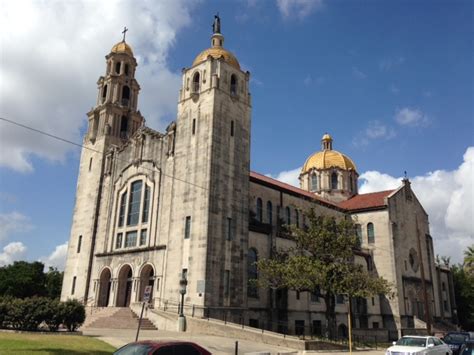 Basilica of the National Shrine of the Little Flower - San Antonio Tourist