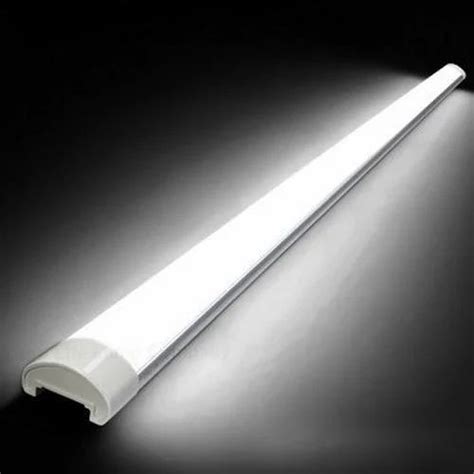 Fluorescent Tube Light, IP Rating: IP44 at best price in Chennai | ID ...