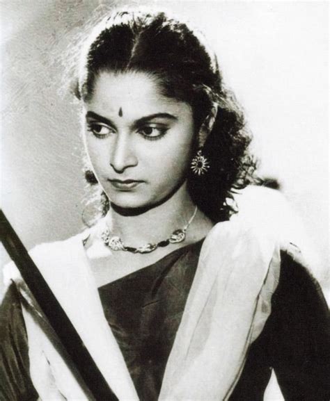 Waheeda Rehman in “C.I.D.” (1956) | Waheeda rehman, Vintage bollywood ...