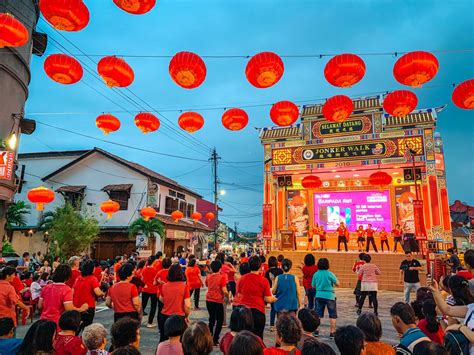 Jonker Street Night Market in Melaka / Malacca guide - CK Travels