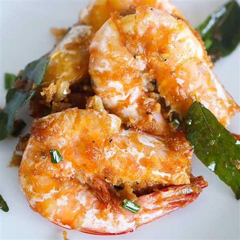 Butter Prawn (Buttery and Delicious!) - Rasa Malaysia