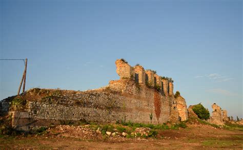 Nikopolis: Late Roman walls, from E | Ancient Nikopolis, Epi… | Flickr