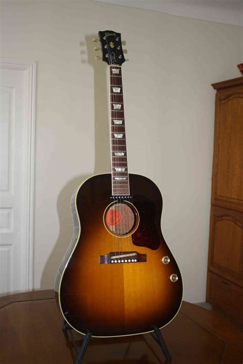 Gibson John Lennon J-160E - Vintage Sunburst image (#133953) - Audiofanzine