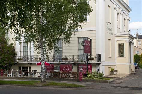 Book Clarence Court Hotel in Cheltenham | Hotels.com