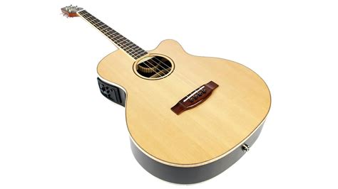 Tenor Guitars Buying Guide