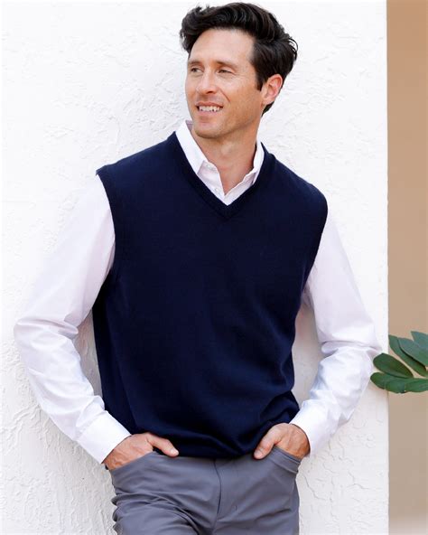 Men's 100% Cashmere Classic V-Neck Vest - Alashan Cashmere