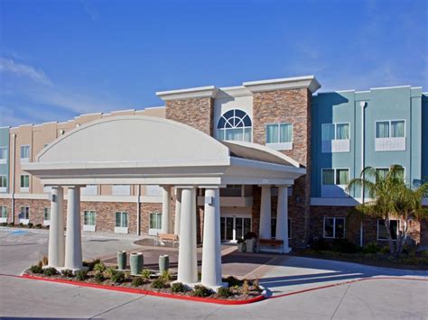 Rockport, Texas Hotels near Beach | Holiday Inn Express & Suites Rockport - Bay View