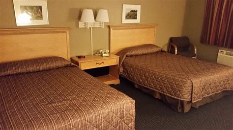 WESTERN INN COUNCIL BLUFFS - Prices & Motel Reviews - IA