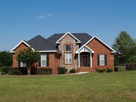 77 Gorgeous Red Brick Houses (Photo Ideas) | Exterior brick, Brick exterior house, Red brick house