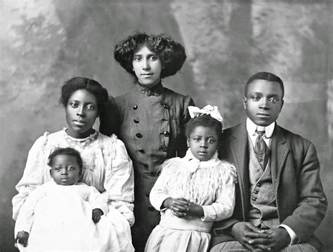 History in Photos: African-American Portraits