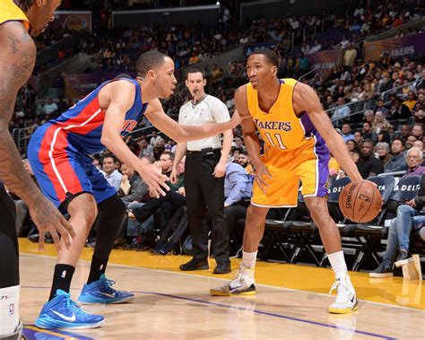 Photos: Lakers vs. Pistons (3/10/15) Photo Gallery | NBA.com