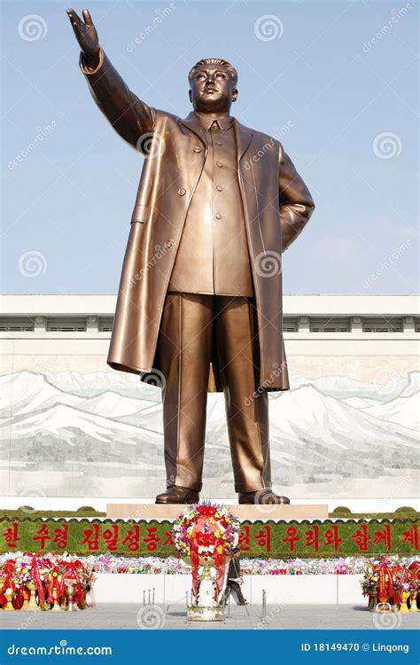 Kim Il Sung Bronze Statue Editorial Image - Image: 18149470