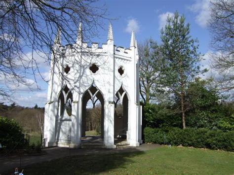 Painshill | Parks and Gardens (en)